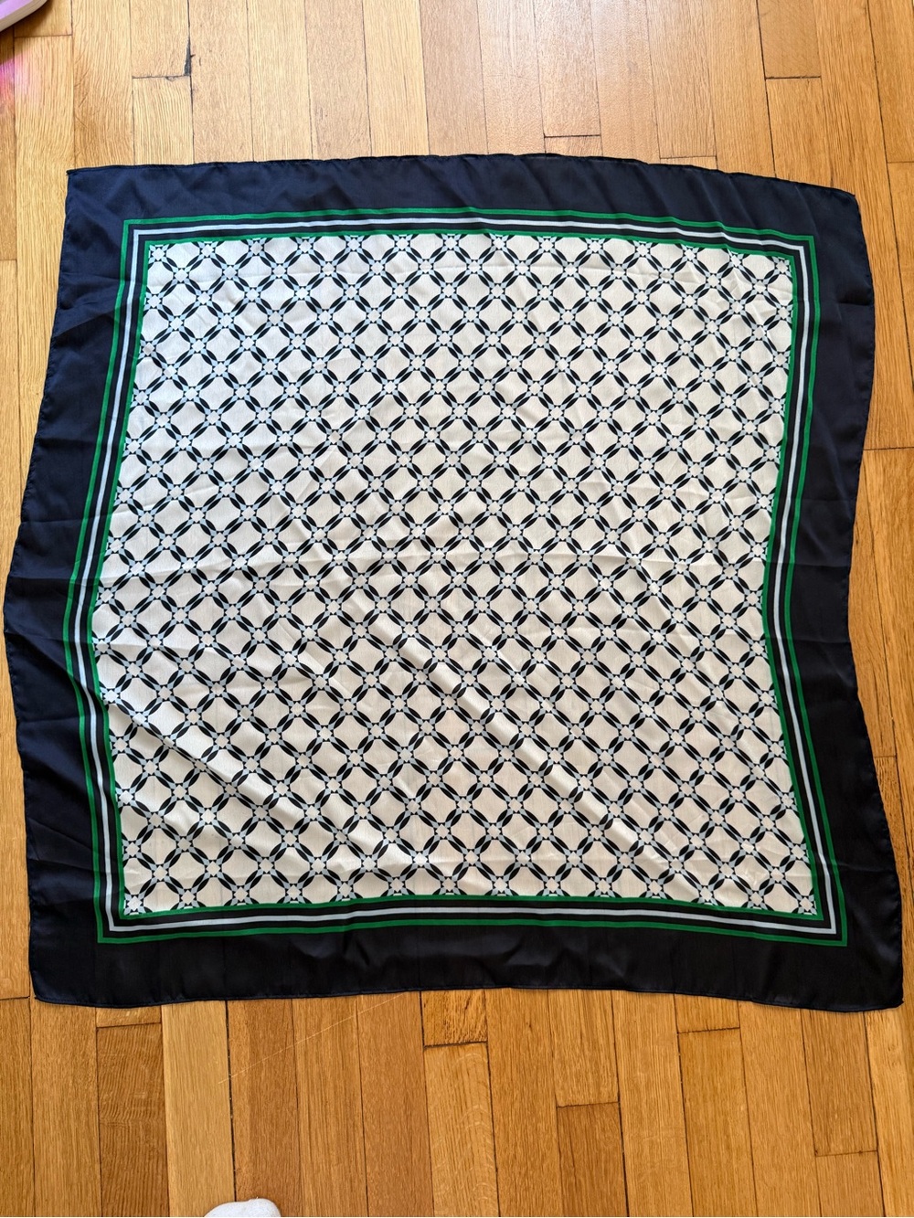 Black and Green Geometric Pattern Scarf — Home Accent